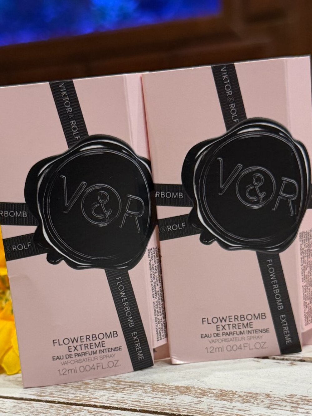 🎁5 For $25 Flower Bomb Extreme Victor & Rolf Sample Spray Card 1.2 ml 2X